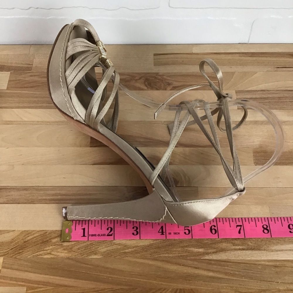 BCBGMAXAZRIA Nude satin heeled sandals incrusred jewels crystal size 6.5 leather - Picture 11 of 16